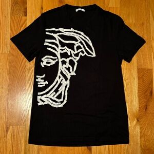 Versace Medusa Tape Logo Tshirt 🔥